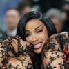 Cardi B mit Facelift Brows Cardi B mit Facelift Brows