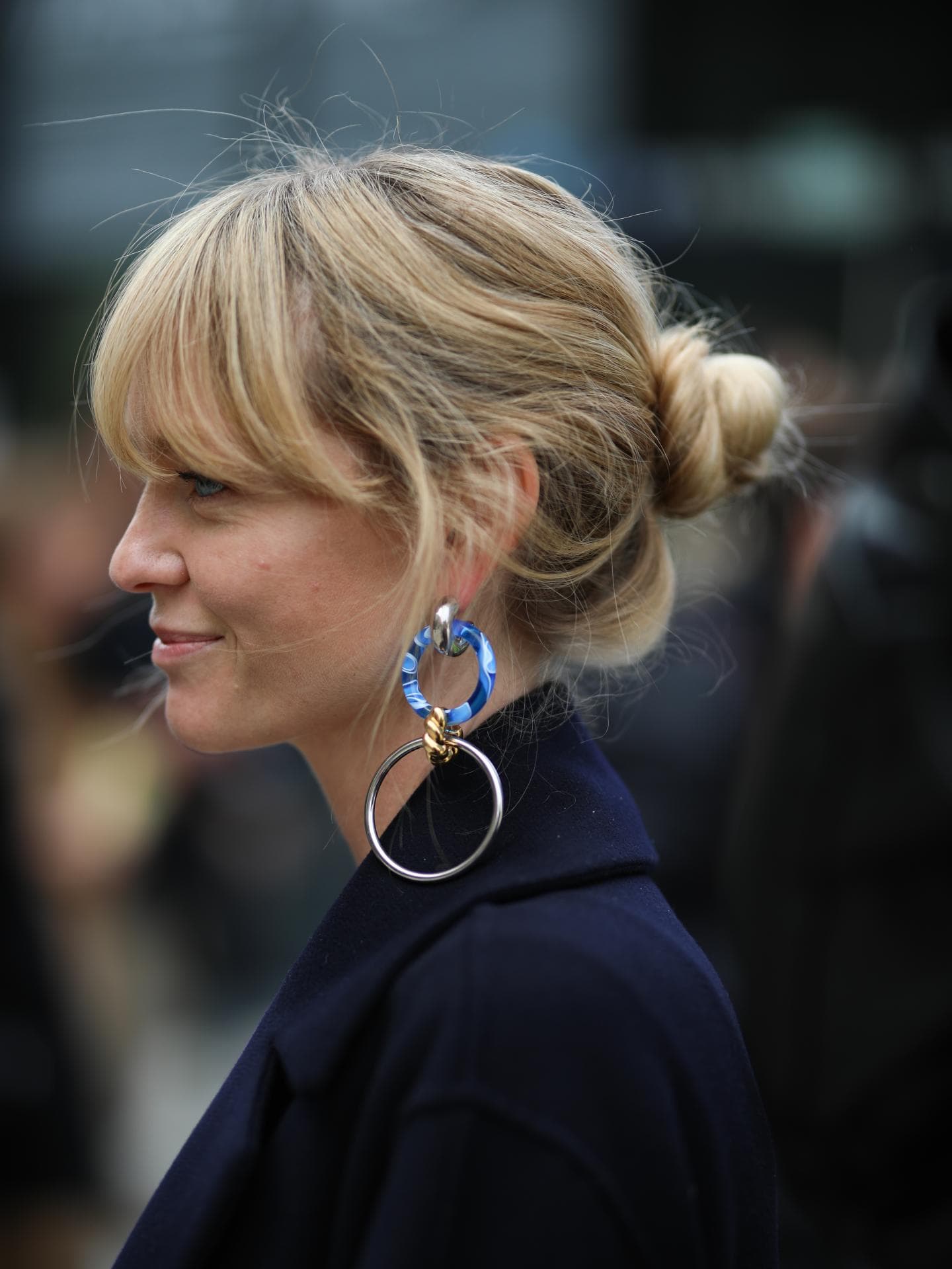 Frisuren mit Pony mit Dutt Pony-Frisur mit Dutt