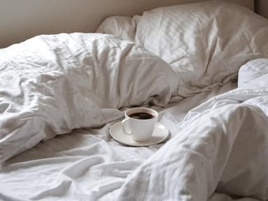 Liebe: Deshalb solltest du vor dem Sex Kaffee trinken Kaffee im Bett